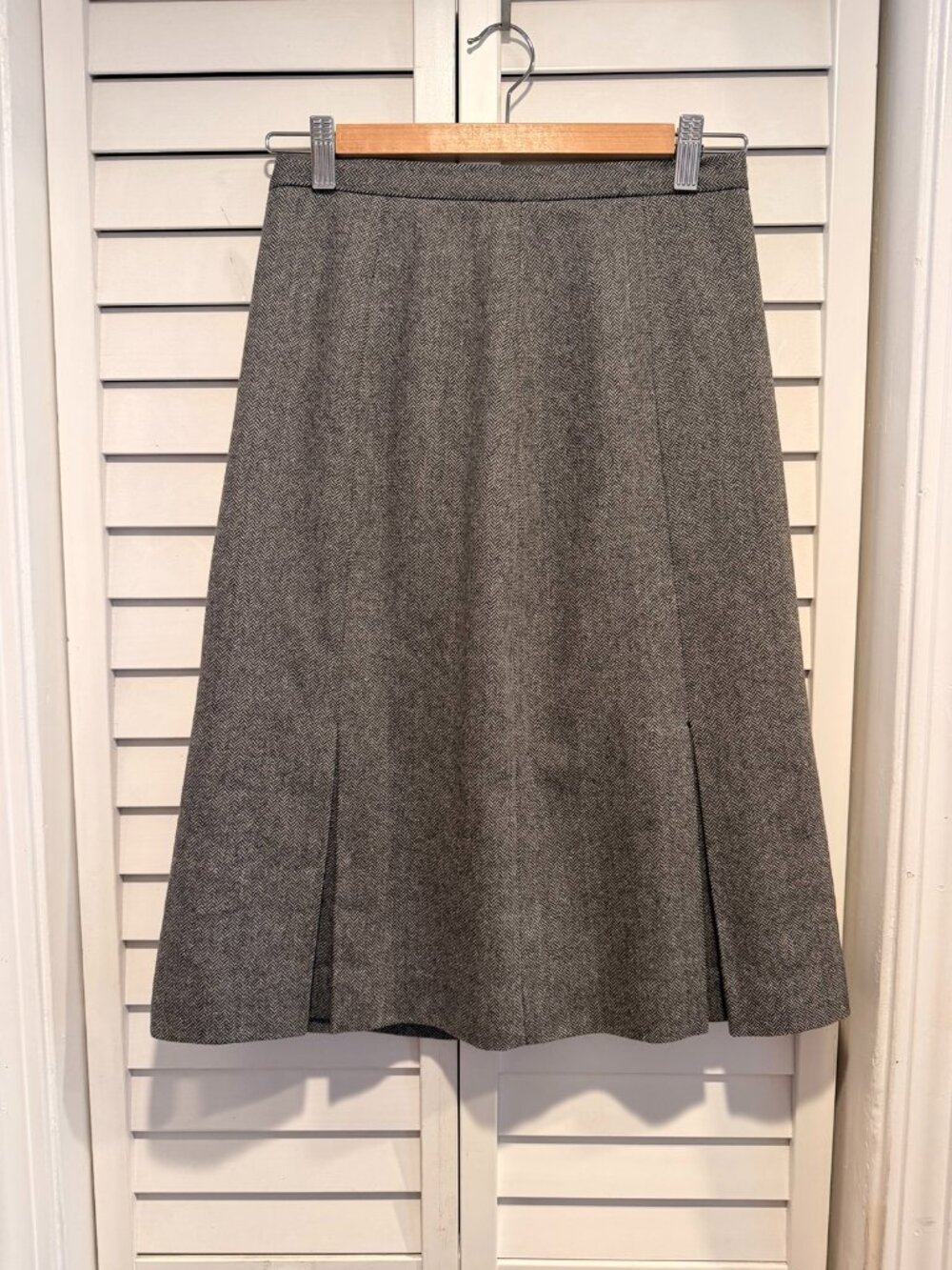 Eddie Bauer Wool Blend Pleated Skirt | Women's Size 4 | Classic Herringbone | Go